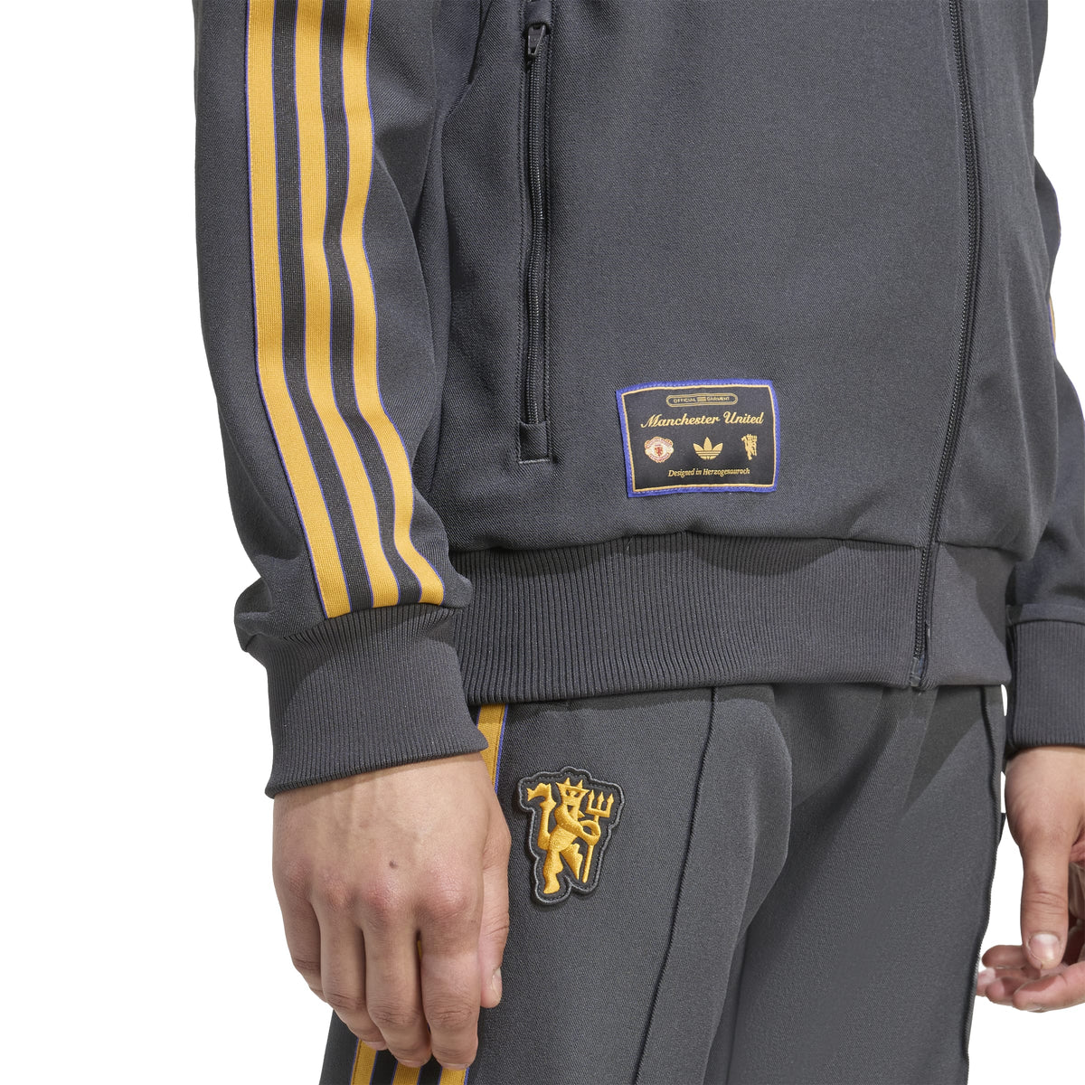 Manchester United 2025 Icon Track Top